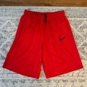 🔴⚫️ Men’s Large Nike Athletic Shorts